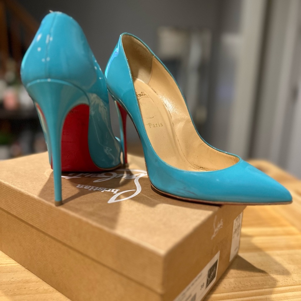 Christian Louboutin Turquoise 100mm Pigalle Follies Heels size 39